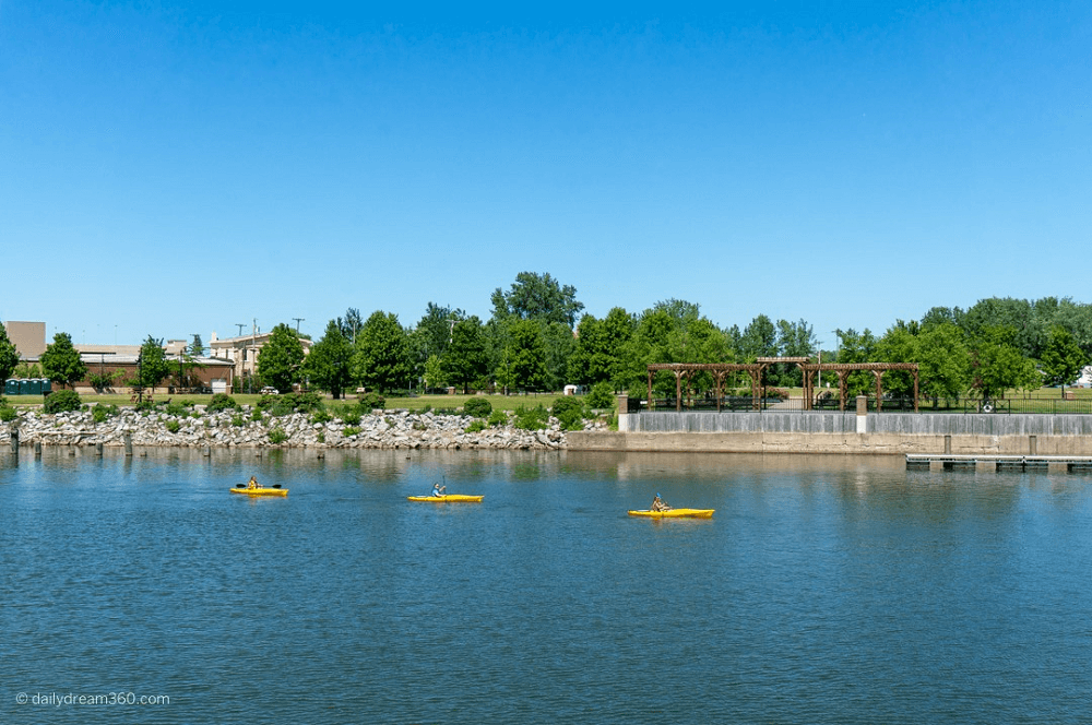 Kayaking in Buffalo